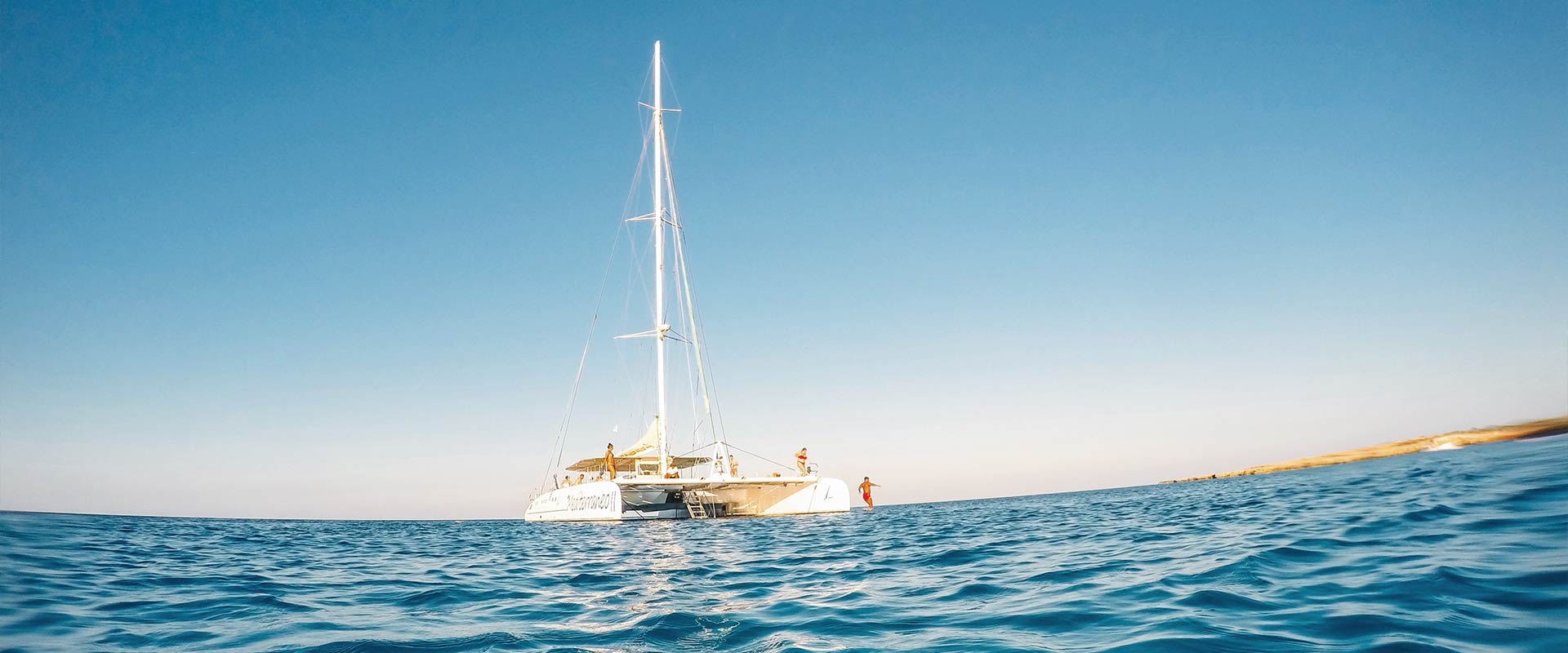 Barca a vela in mare